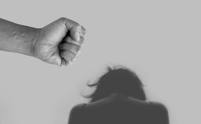 Βία κατά των γυναικών: Ψυχολογική βία και καταναγκαστικός έλεγχος