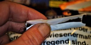 ΔΕΕ: Προειδοποιήσεις υγείας & στους αυτόματους πωλητές προιόντων καπνού