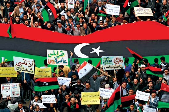 Το ιστορικό της επέμβασης στη Λιβύη και η επιδείνωση της κρίσης – Δ. Τουτουντζόγλου